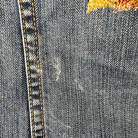 OLD NAVY BRAND Retro Gazelle Embroidered Patch Distressed Denim Jean Jacket - Picture 11 of 14